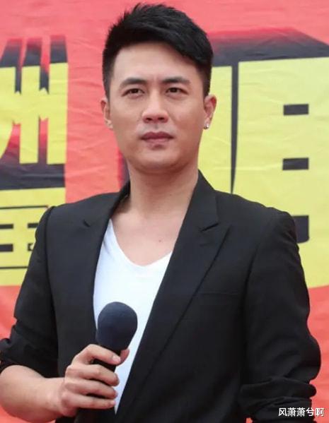 杜淳 40岁杜淳被吐槽油腻后，努力健身瘦到脱相后又被吐槽\像个糟老头子\