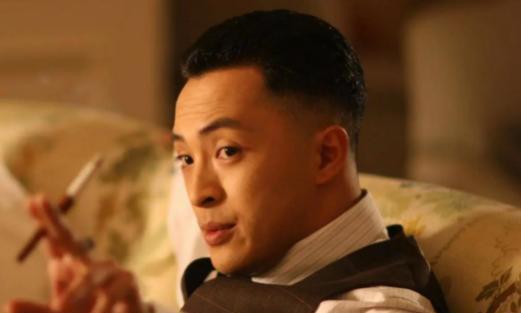 富大龙|富大龙：一生不接广告，不上综艺，出道37年还在租房住