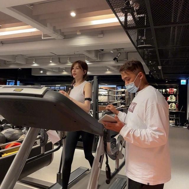 王心凌|39岁王心凌晒出台北的家:全屋虽不豪华,但却没有丝毫俗气,喜欢