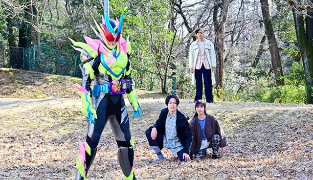 奇虾|假面骑士Revice第28话剧情简介，致敬1号的风雷形态来了