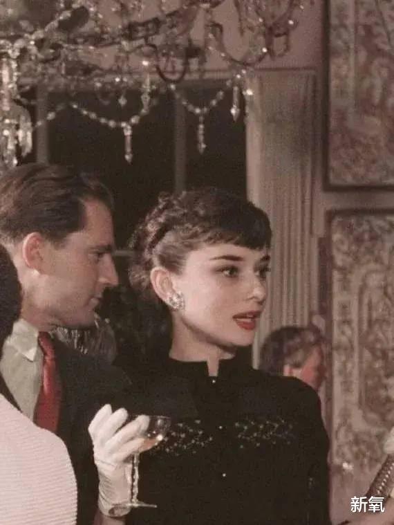 |被捧成“南韩关之琳”的新女团，到底什么是灵气？