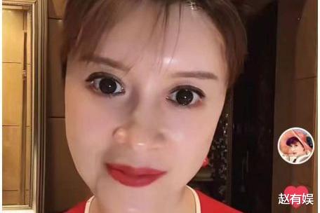 金巧巧|46岁女星直播被嘲像恐怖片，曾硬刚电视台的她，高情商回应获赞