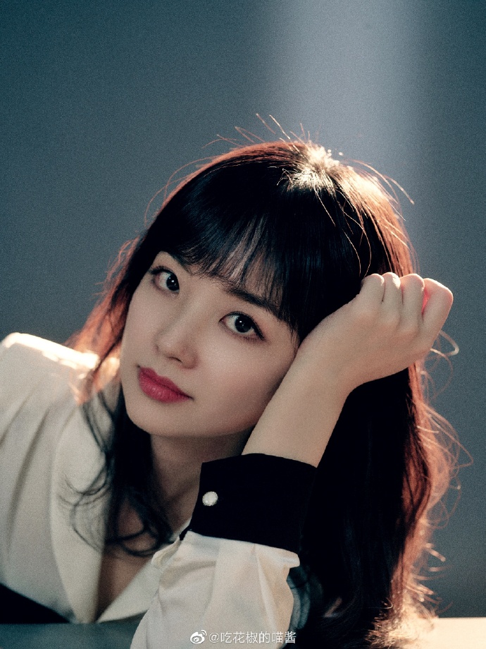 王冰冰|热搜第一，周杰伦鹿晗都给她让路，王冰冰回来了