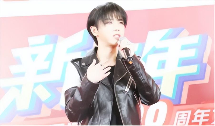 张碧晨|“母凭子贵”张碧晨：为爱生女获2亿补偿，为何华晨宇不愿娶她？