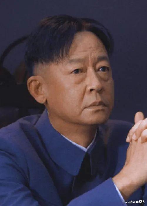 丁海峰|明星热衷割眼袋，有人立马年轻20岁，有人却僵到笑不出来