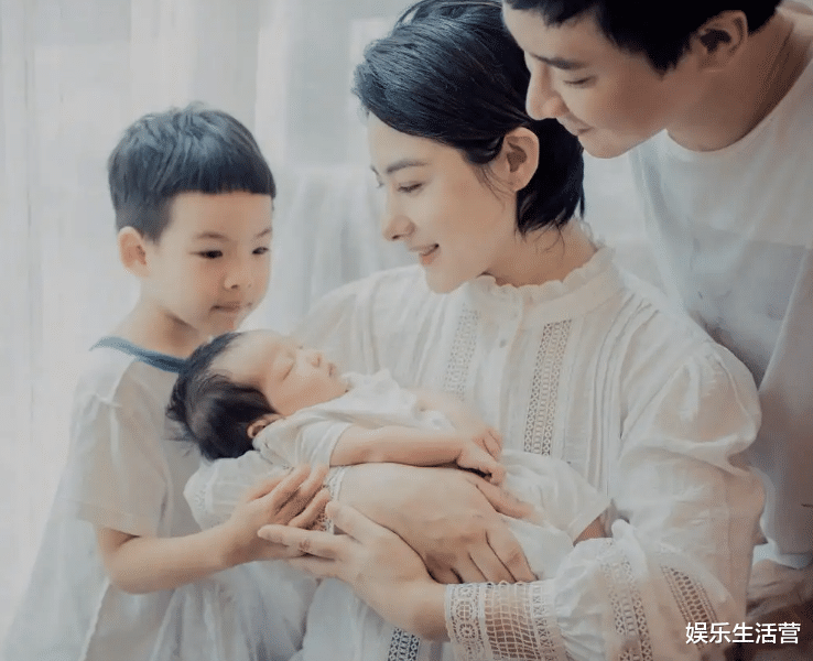 刘璇|体操皇后刘璇怀三胎，自曝是孕妇还倒立一字马，二胎孕照动作重现