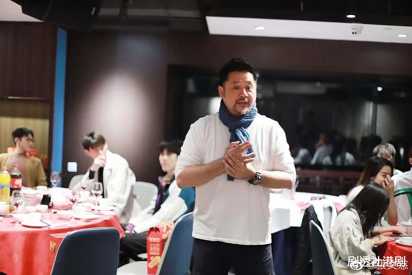 张文慈|50岁亚姐张文慈告别上海，在广州签约新公司，王祖蓝疑是老板之一