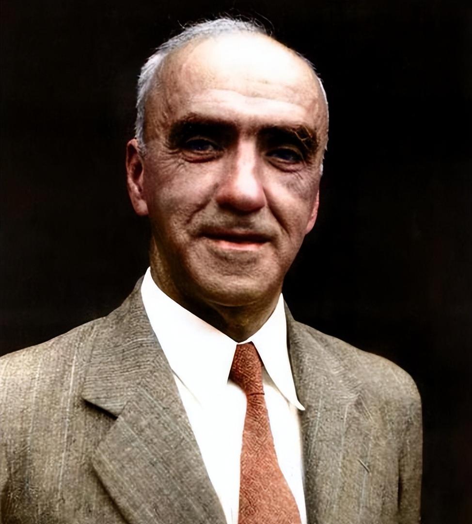 傅履仁:清贵族后代,却是美国首位华裔将军,坚持将恩人葬在北大 - 历史