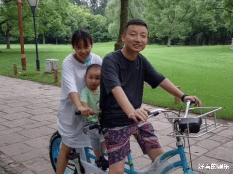 佟丽娅|熊磊找了下家?直播间带暖腰带,小腹微微隆起,网友:有点意思