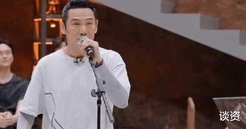 杜德伟|好拼!杜德伟贴钱上《披哥》,请高级老师租录音室,唱跳精准不似60岁老人