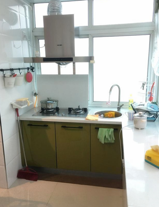 70平的二手房又脏又破，花6万块钱改造之后，婆婆怀疑走错门！