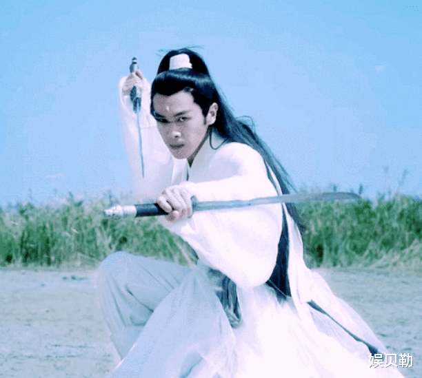 李庚希|《雪中》剧组上王牌,张若昀搞笑,李庚希可爱,张天爱上演反差美