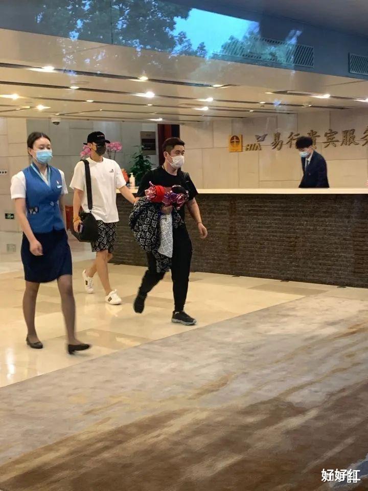 黄子韬|归国四子，又塌一个？