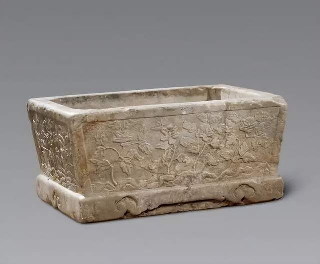 邮票|石盆：拙器大雅，有品位