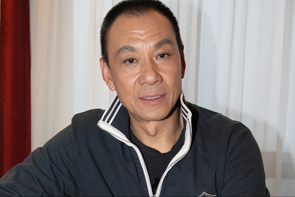 王学圻|老戏骨王学圻：与结婚40年的妻子对簿公堂，儿子出面力挺离婚