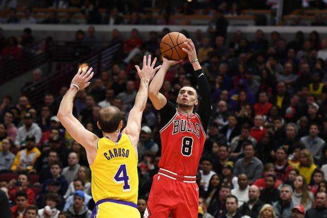 米切尔|拉文+米切尔加盟？ESPN透露重磅消息，湖人欲组最强四巨头，詹姆斯很关键