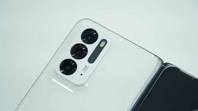 小米科技|各大厂商纷纷入局！折叠屏手机为何来势汹汹？