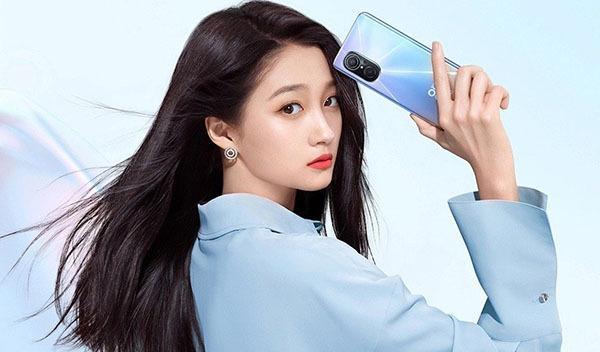 华为nova9|中邮Hinova9是华为的吗？Hinova9SE和华为nova9SE哪个好？