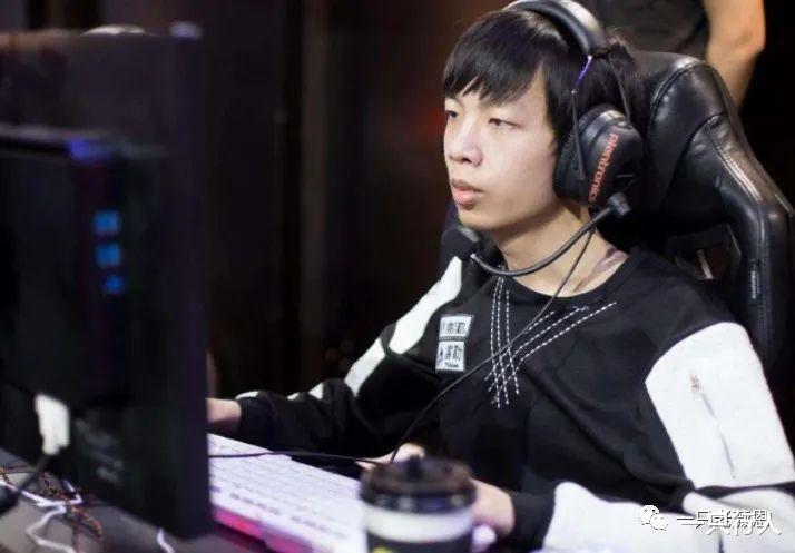 英雄联盟|我们眼中的职业选手，到底是什么？