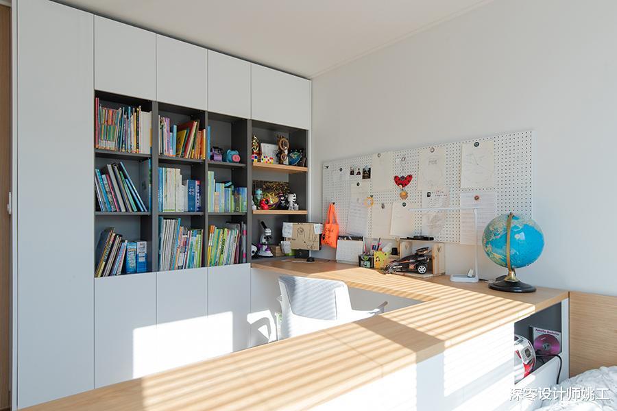 见到了最强装修,儿童房床抬高底下做收纳,休闲区,功能翻倍