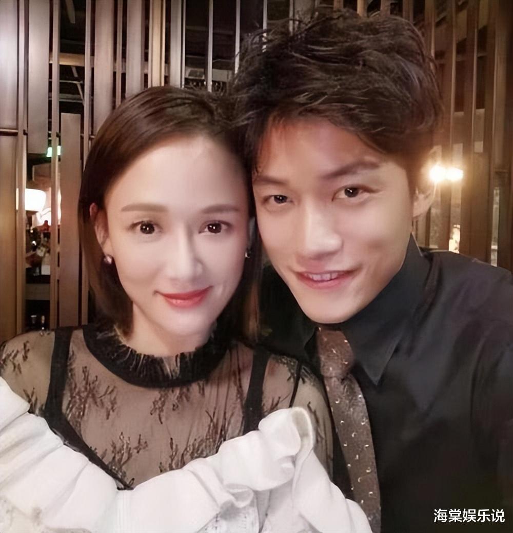 陈乔恩|42岁陈乔恩终于领证了！和老公在婚姻登记处被拍，甜蜜公主范十足