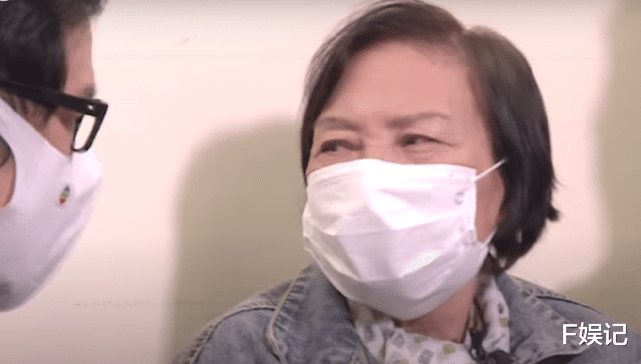 余慕莲|余慕莲中气十足重游TVB 安德尊遇见其开心热聊亲吻脸颊