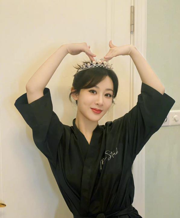 金鹰女神|八位金鹰女神，糊了两位，今年赵露思与赵今麦当选的机会大