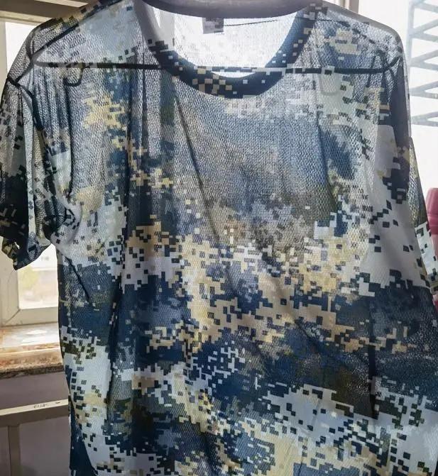 “透明军训服”走红,隐私被暴露在外,网友:学生的隐私谁来保障