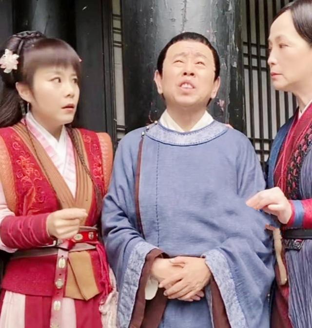 潘长江|老艺术家潘长江因带货晚节不保，本人亲自现身回应争议，穿着朴素略显疲态