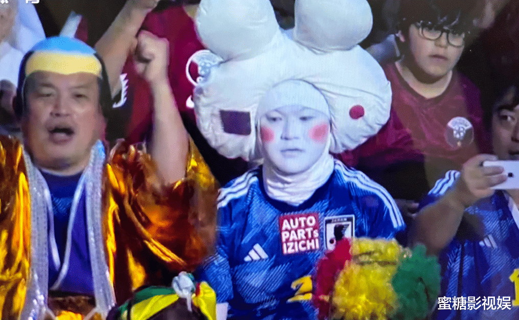 鹿晗|鹿晗解说2场世界杯引热议,粉丝:他捐足球场,凭什么不配?