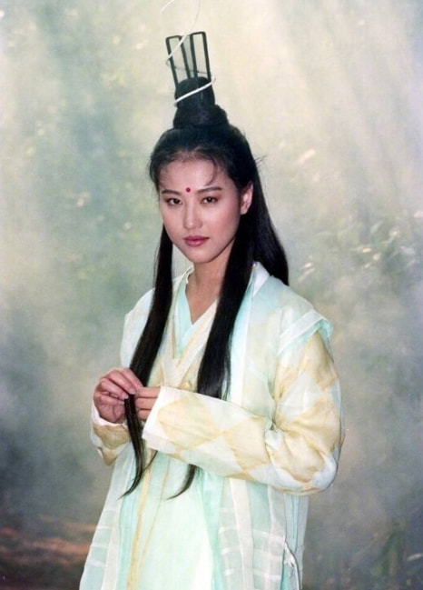 周海媚|周海媚：历经8段揪心恋情，不恋爱不结婚，对男人彻底失望