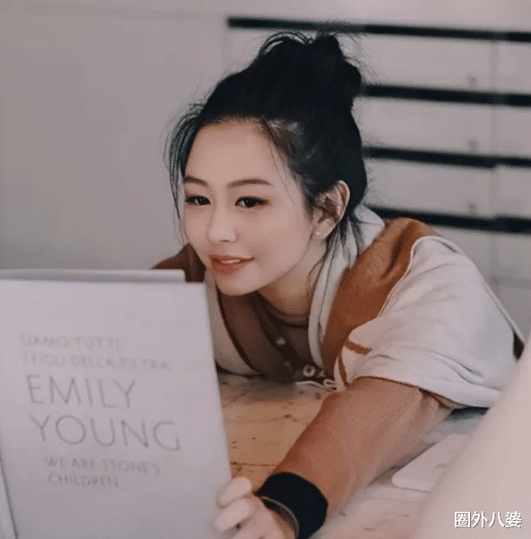 |不会被嘲强捧的星二代，可算她一个？