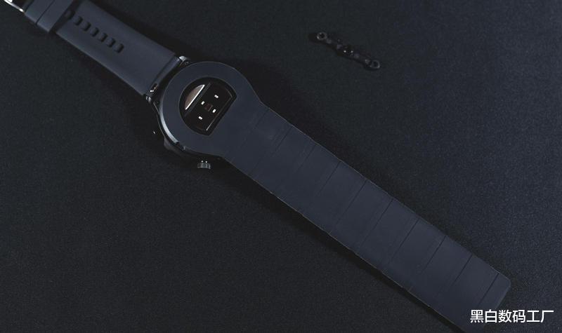 泡泡玛特|实时了解身体状态，真血压测量-dido 智能手表E40S Pro