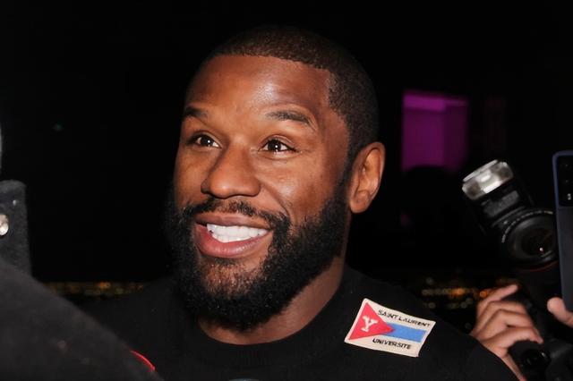 |梅威瑟计划5月重返拳台!教练:期待他带着50连胜战绩打职业拳赛