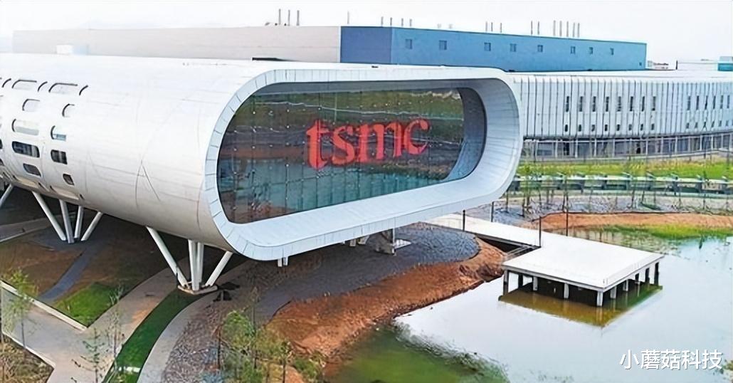 台积电|不建在美国？台积电正式宣布！美媒：张忠谋背后留了一手！