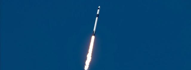 2022世界航天最后1艘货运飞船,CRS26龙飞船满载物资抵达空间站