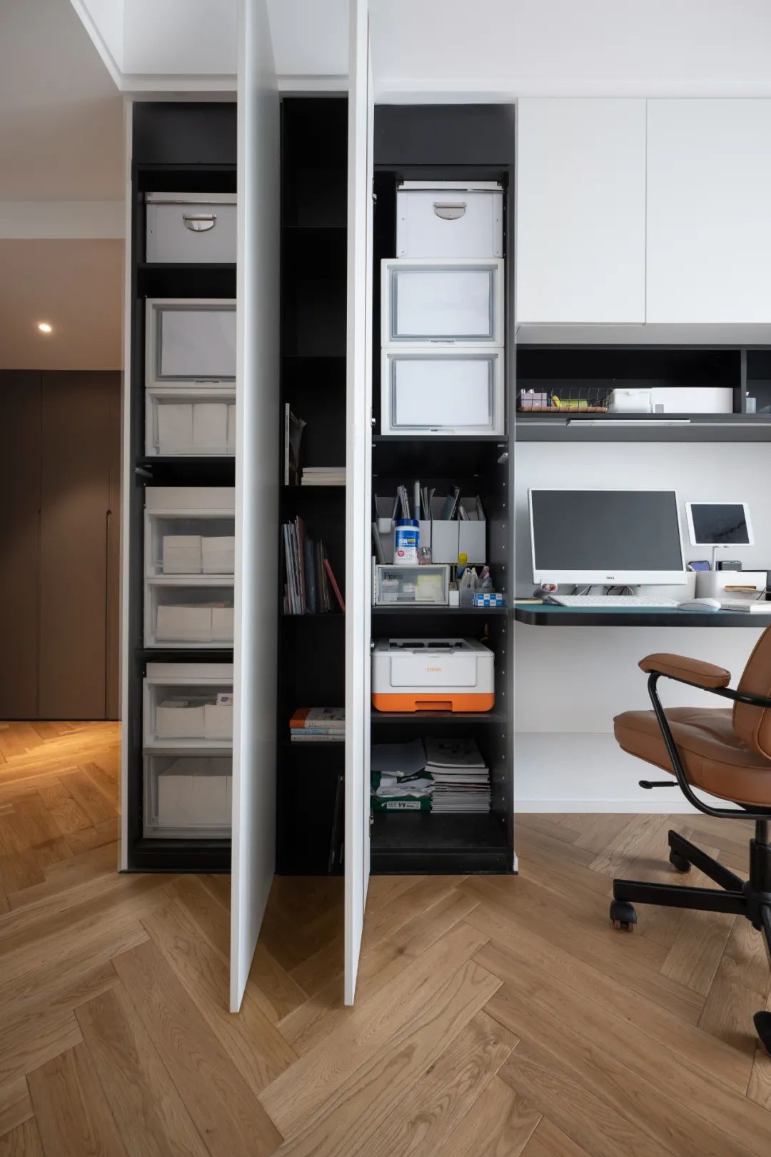 国潮新家丨97㎡极简风两居室,据说这个家两年都没乱~