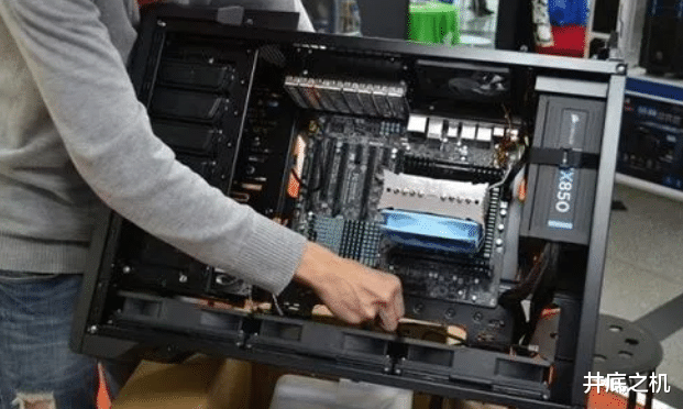 餐饮业|显卡价格起飞,DIY装机终于要在行业中消失了?