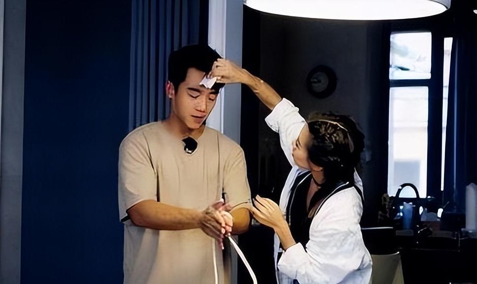 苗苗|苗苗：三年为郑恺生俩娃，至今没有掌管财政大权，向老公要生活费