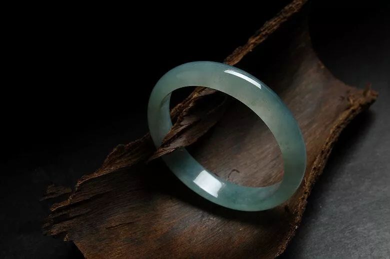 艺术品|傣族小伙图个乐买赌石,乐到嘴巴合不拢