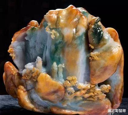 文玩核桃|俏色巧雕，“色”与“艺”的完美结合！