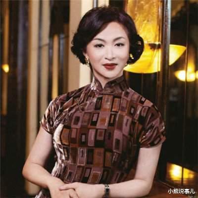 |怼遍娱乐圈的她,所有节目被停播,是谁让金星“闭上了嘴”