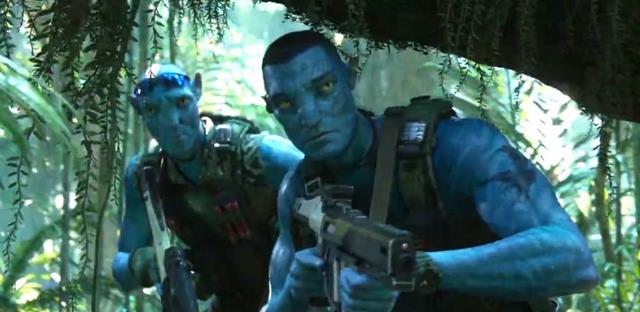 阿凡达2|《阿凡达2》编剧解释，为何蜘蛛做出了背叛他养父母一家的决定