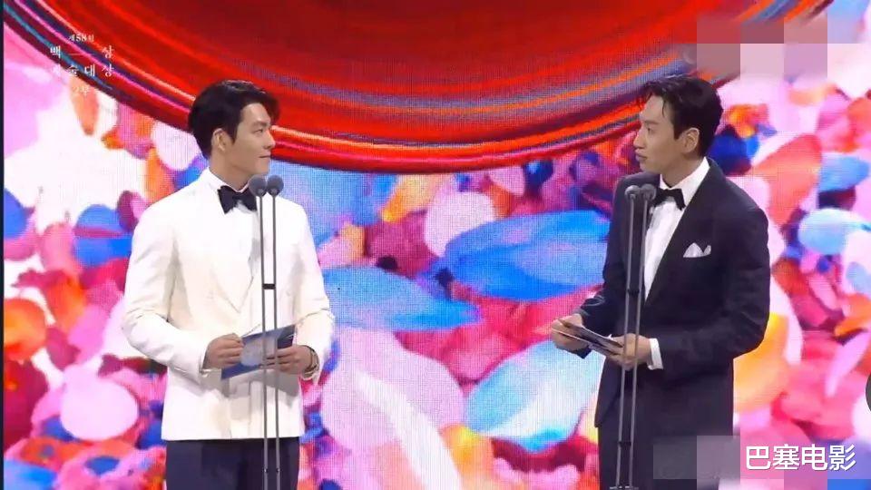 百想大赏红毯：林允儿惊艳，秀智美貌被束缚，朴宝剑腮肿了两个大