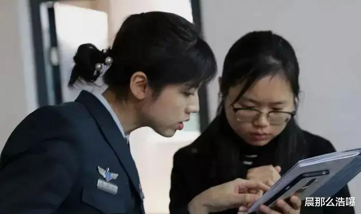 文职|编制岗位的新晋榜一,军队文职开启招聘后,学生却为何鲜少报考?