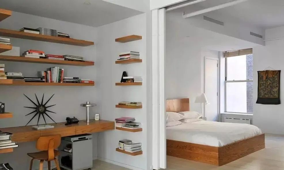 有钱人家的卧室早都这么装了,一分为二瞬间多出一间房,太明智了