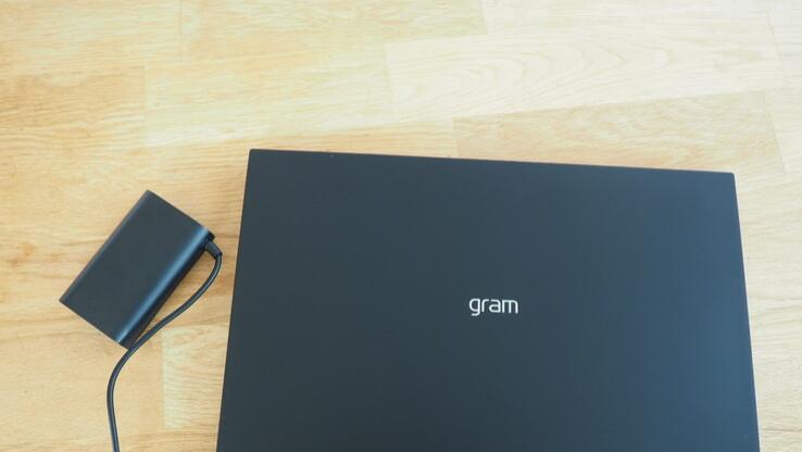 LG Gram 15 (2022)笔记本电脑测评：专注于便携性