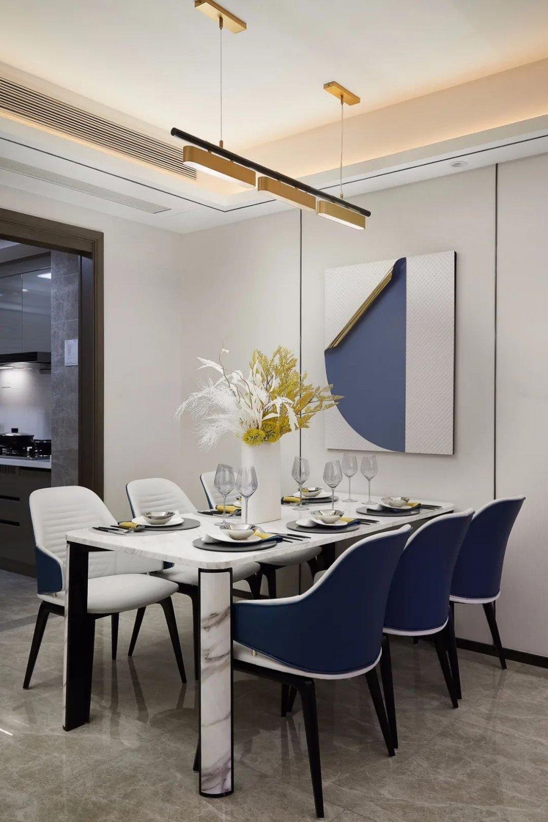 132平现代简约风三居室,给家人营造一个安全温暖的居家环境