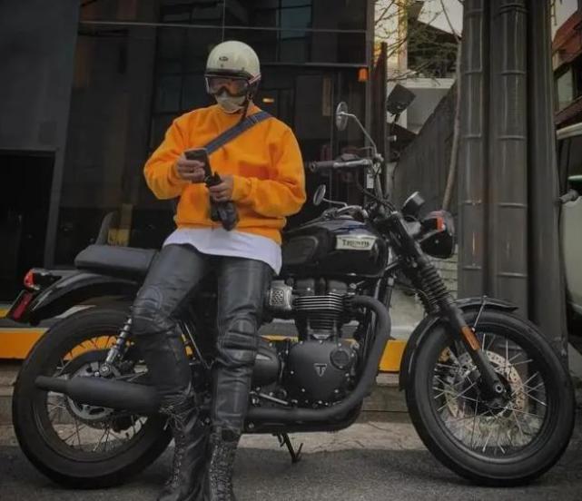 具俊晔|具俊晔:7个月收入3千万,住韩国30亿江景房,开百万机车名表无数