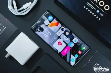 iqoo8pro|iQOO8pro换iQOO9，老师傅告诉你没必要，不出意外还能用到2025年